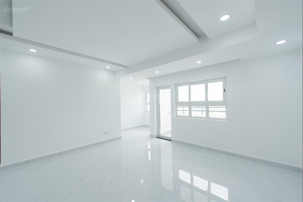 Bán căn hộ conic dt 85,02m2  2pn 2wc  hướng đn view sông