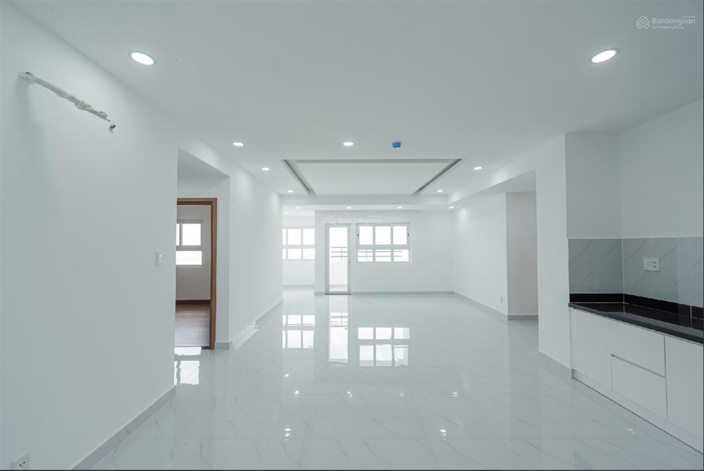 Bán căn hộ conic đã có sổ  85m2  2pn 2 wc  view nội khu  giá 2,8 tỷ