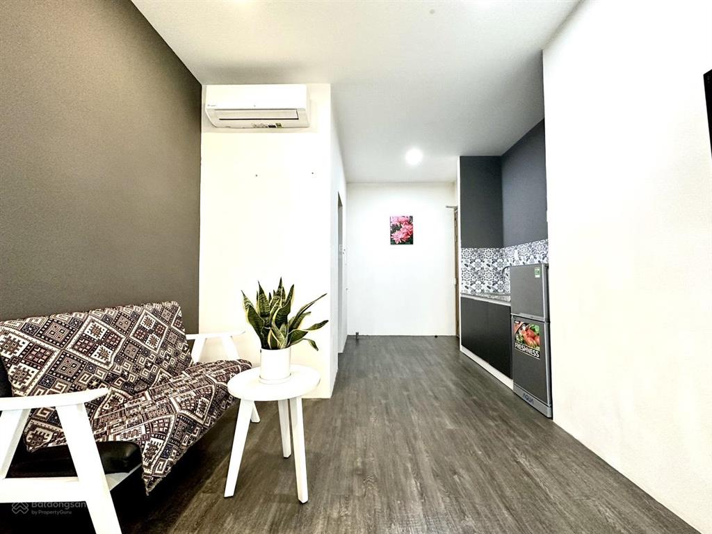 Cho thuê chdv full nội thất ngay đại học sài gòn giá 8tr/tháng