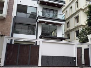 Nhà cho thuê ngay tt thạnh mỹ lợi, q2. diện tích 10x20m, hầm 4 tầng, thang máy, máy lạnh. giá 90tr