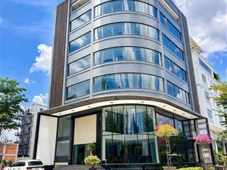 Tòa building góc 2 mặt tiền quận 2. dt 16x20m, hầm 7 lầu, thang máy, máy lạnh, pccc. giá 500tr
