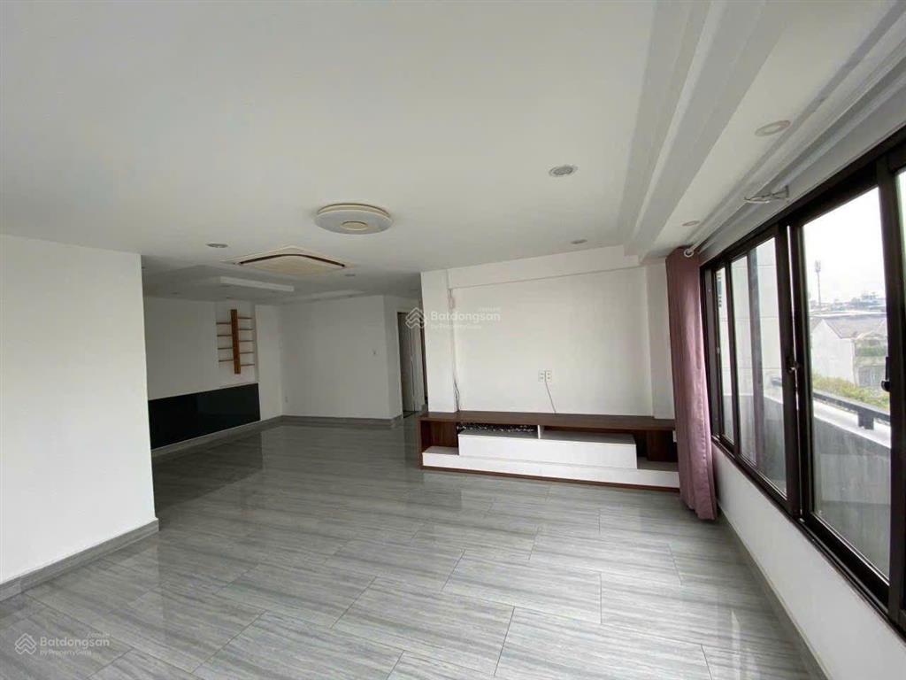 Cho thuê nhà phố trương văn bang, khu đảo kim cương quận 2 dt 8x20m, hầm 4 tầng nt cơ bản giá 60tr