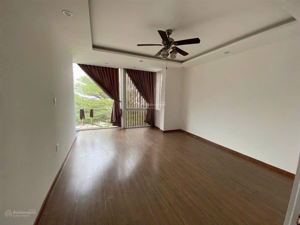 Cho thuê nhà phố trương văn bang, khu đảo kim cương quận 2 dt 8x20m, hầm 4 tầng nt cơ bản giá 60tr