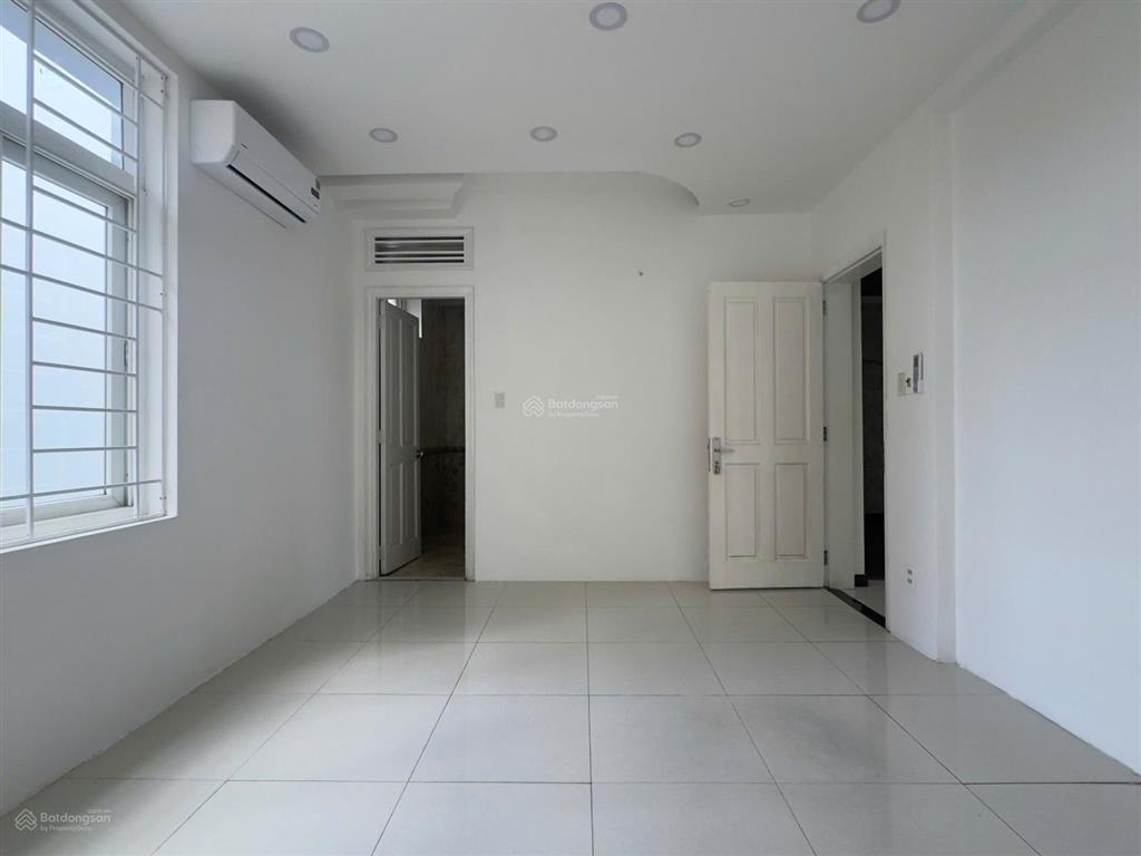 Cho thuê nhà phố dt8x20m, hầm 4 tầng trương văn bang, khu đảo kim cương quận 2.nt cơ bản giá 70tr