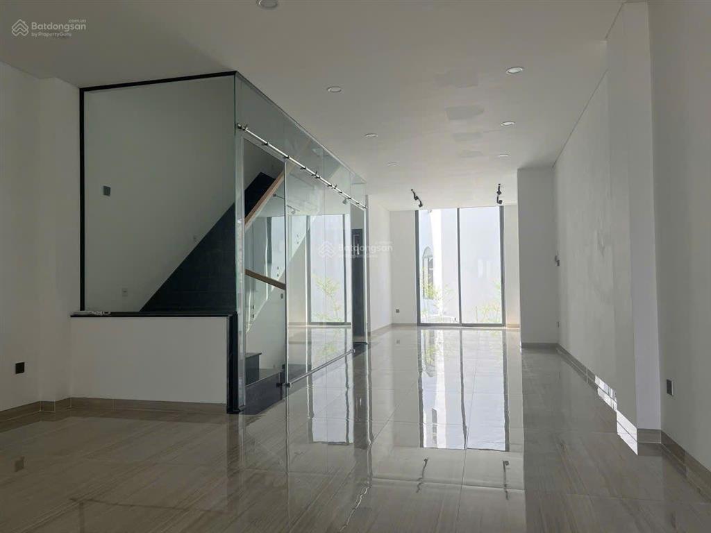 Nhà cho thuê ngay khu đảo kim cương (q2), dt 5x20m, hầm 4 tầng, 2 sàn trống, 4 phòng giá 45 tr/th