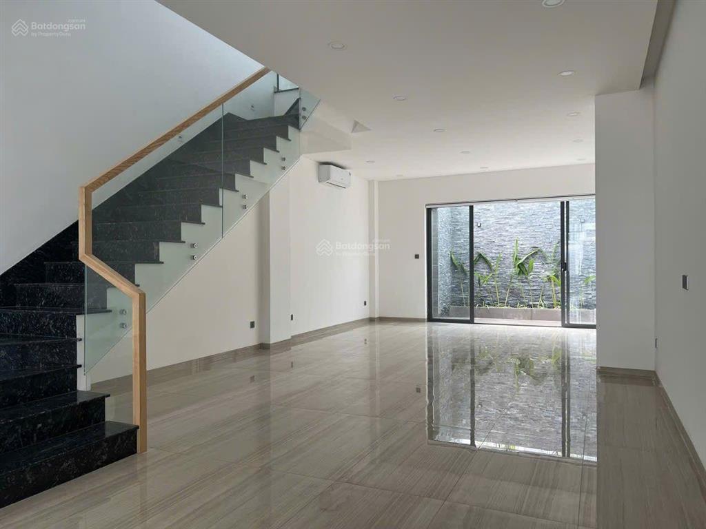 Nhà cho thuê ngay khu đảo kim cương (q2), dt 5x20m, hầm 4 tầng, 2 sàn trống, 4 phòng giá 45 tr/th