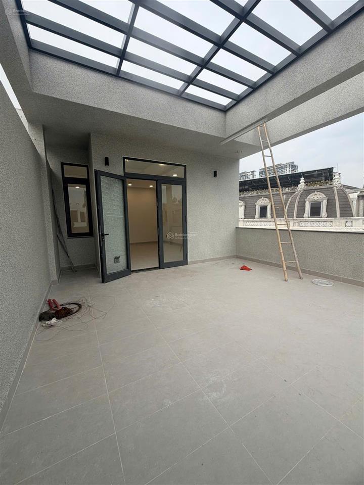 Nhà cho thuê khu đảo kim cương quận 2. dt 7.5x20m, hầm 4 tầng, 2p. có thang máy, máy lạnh. giá 60t