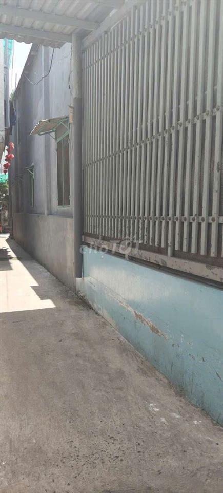 BÁN NHÀ HÓC MÔN - ĐƯỜNG 3M - DT KHỦNG - GIÁ RẺ.
