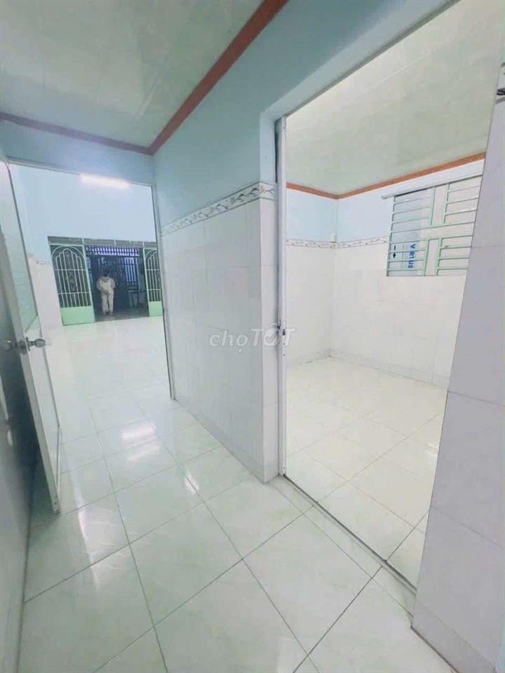 BÁN NHÀ HÓC MÔN - ĐƯỜNG 3M - DT KHỦNG - GIÁ RẺ.