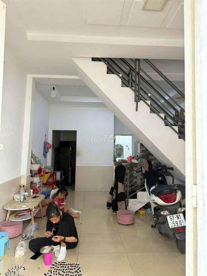 BÁN NHÀ GÒ VẤP - 3 TẦNG - 3 GÁT THÔNG THOÁNG - DT 4X8 - GIÁ NHĨNH 3 TỶ