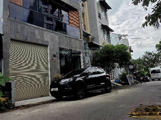 Nhà đón tết, ô tô ngủ trong nhà, đường ô tô né nhau, ngang 6m, 4 lầu, chỉ 9 tỷ