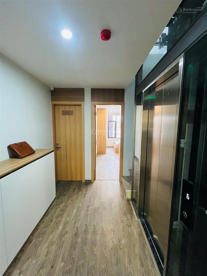 Gà đẻ trứng vàng  chung cư mini 7 tầng thang máy  21 phòng doanh thu 120tr/ tháng