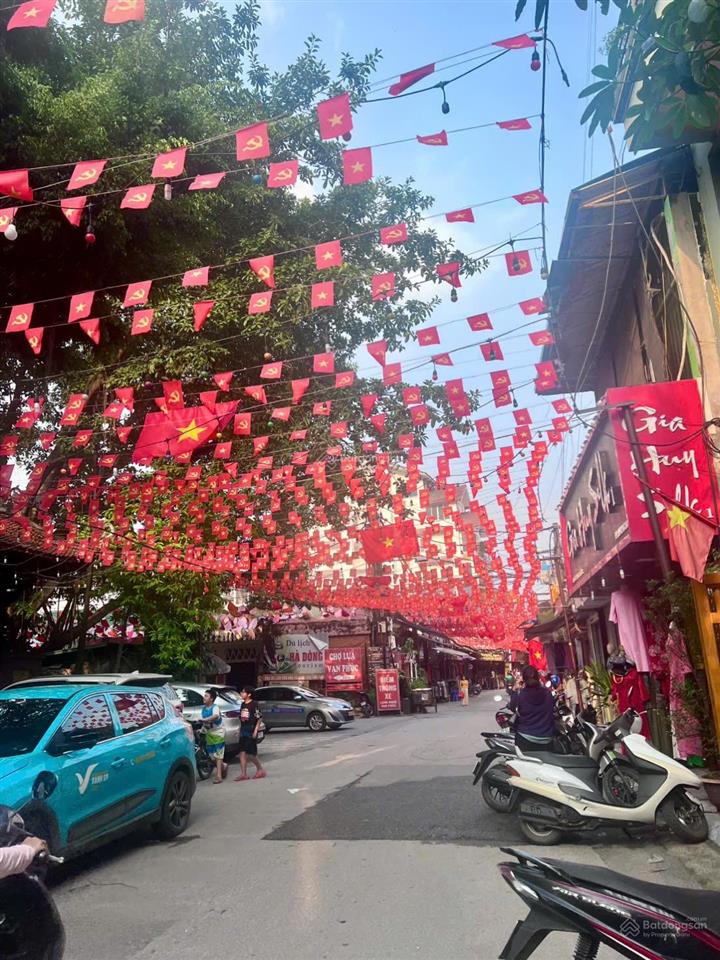 Đẹp nhất phố lụa  61m2  lô góc 3 mặt thoáng  ô tô thông  chỉ 13 tỷ