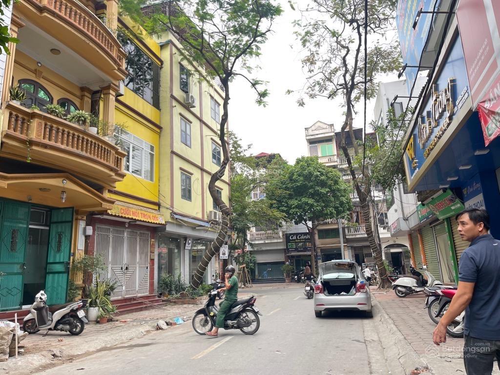 Mặt phố bế văn đàn phân lô ô tô tránh vỉa hè diện tích 51m . giá bán nhanh chỉ 13x tỷ
