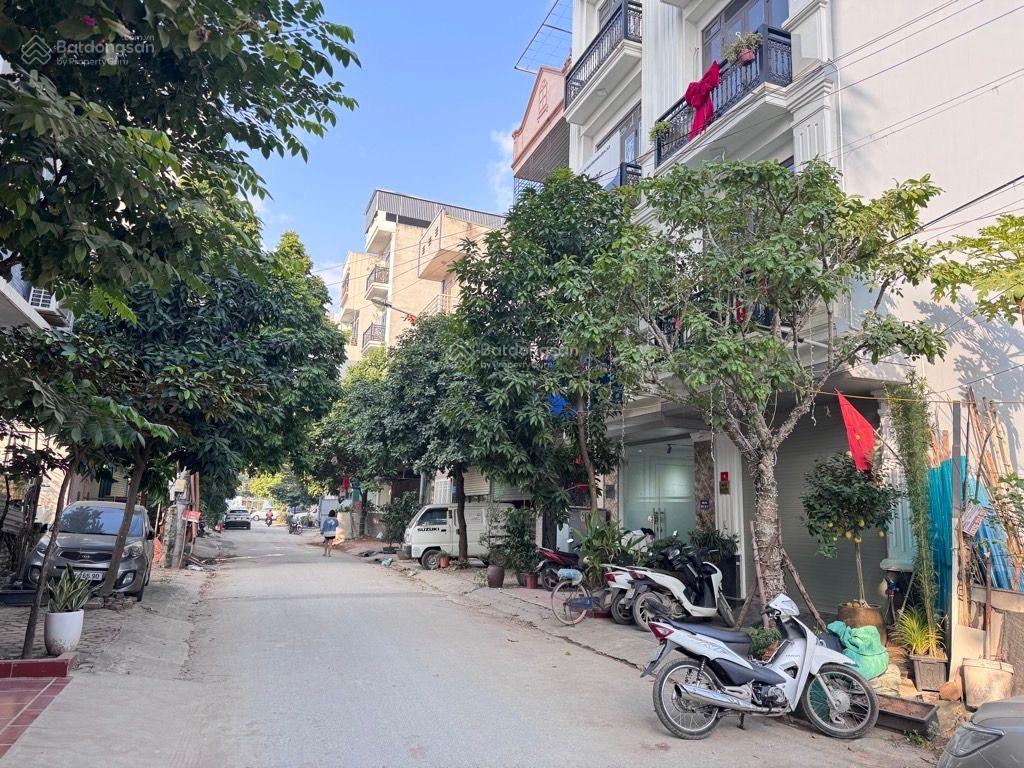 Bán nhanh đất dịch vụ văn khê 50m  mt4 vỉa hè  ô tô tránh  hạ tầng đồng bộ. giá đầu tư