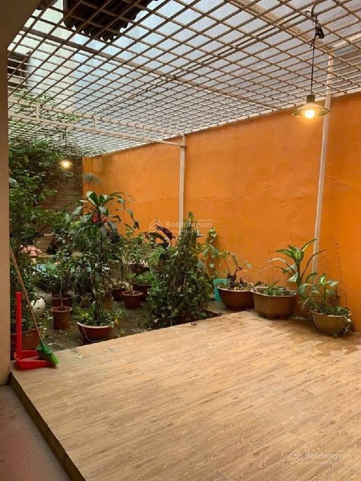 Cực hiếm  chỉ 18 tỷ sở hữu 95 m2 lõi trung tâm mỗ lao, sẵn nhà 3 tầng biệt thự sân vườn