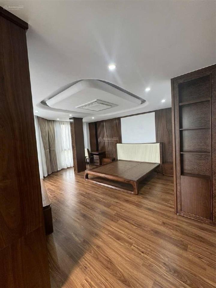 Siêu phẩm phân lô vạn phúccăn góc 2 mặt thoáng  7 tầng thang máy kinh doanh đỉnh
