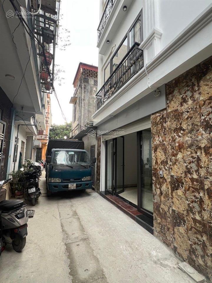 Bán nhà giáp louis  lê quang đạo kéo dài  6 tầng thang máy ô tô thông  giá đẹp