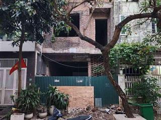 Cần bán lk thô văn khê  không lỗi lầm  83m2  5tầng  giá đẹp