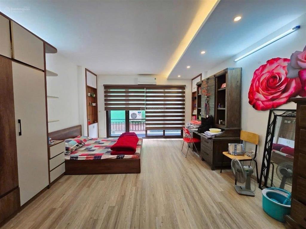 Nhà đẹp mỗ lao gần phố  full nội thất  30m2 x 5 tầng  6,4 tỷ