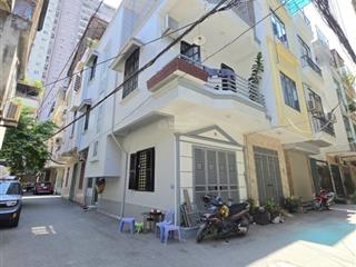 Mặt phố phân lô  lô góc  ô tô tránh  vỉa hè  kinh doanh đỉnh. chỉ 10.8 tỷ