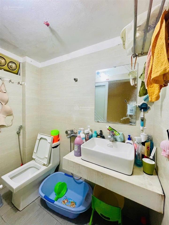 Văn quán nhà dân chuẩn sổ 42m2  4 tầng  ô tô tránh  đỗ cửa
ngày đêm  gần ngay phố