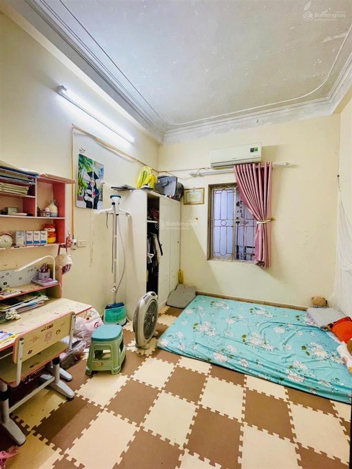 Văn quán nhà dân chuẩn sổ 42m2  4 tầng  ô tô tránh  đỗ cửa
ngày đêm  gần ngay phố