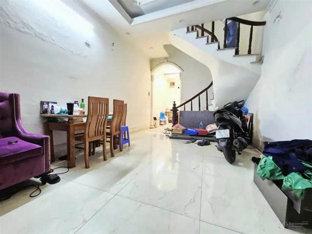 Trung tâm văn quán 40m 4 tầng phân lô gần phố chỉ 8.3 tỷ