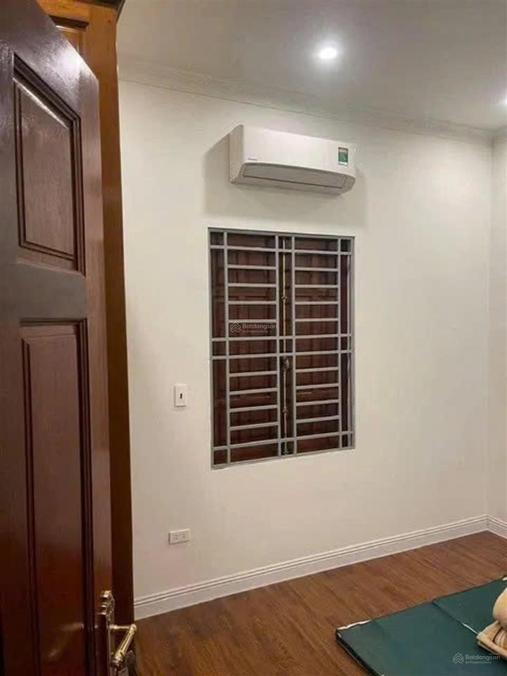 Trung tâm văn quán 40m 4 tầng phân lô gần phố chỉ 8.3 tỷ