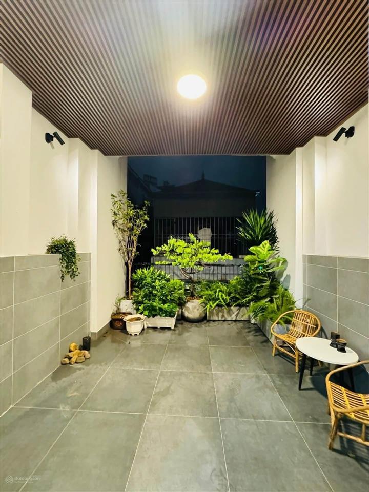 Bán nhanh nhà phân lô xala ô tô ngủ trong nhà. diện tích 50m2, 5 tầng nhích nhẹ 12 #tỷ.