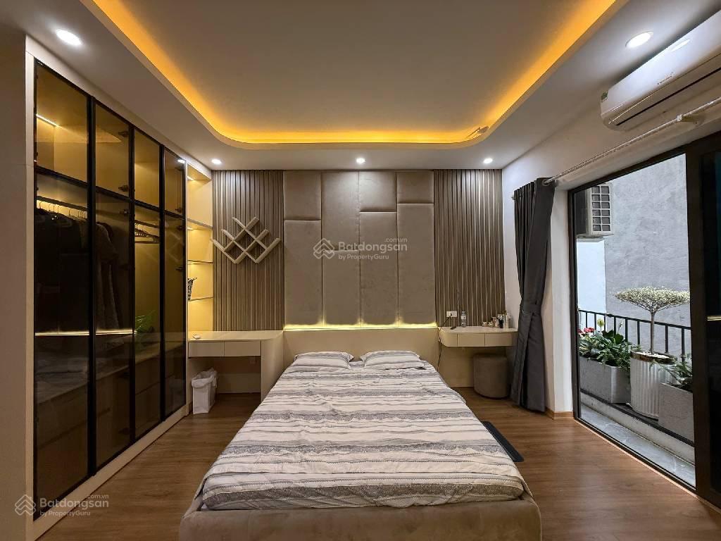Cần bán nhà học viện an ninh  5 tầng. giá 8,8 tỷ. khu vực hiếm nhà bán