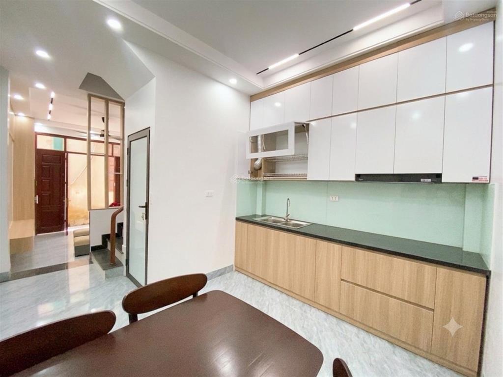 Nhỏ tiền nhà hiếm  3 ngủ tặng full nội thất  chỉ việc về ở  giá bán nhanh 4.6 tỷ
