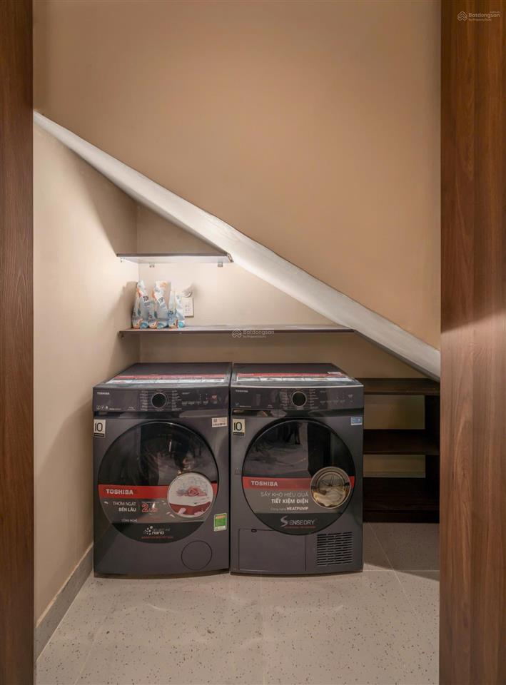 Bán nhà mặt phố 72 phan bôi, 17,3 tỷ, 80m2, 5pn, 5wc, pháp lý đầy đủ.