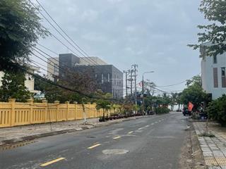 Bán đất tại phan bá phiến  90m2, cách biển chỉ 70m là đến biển mân thái