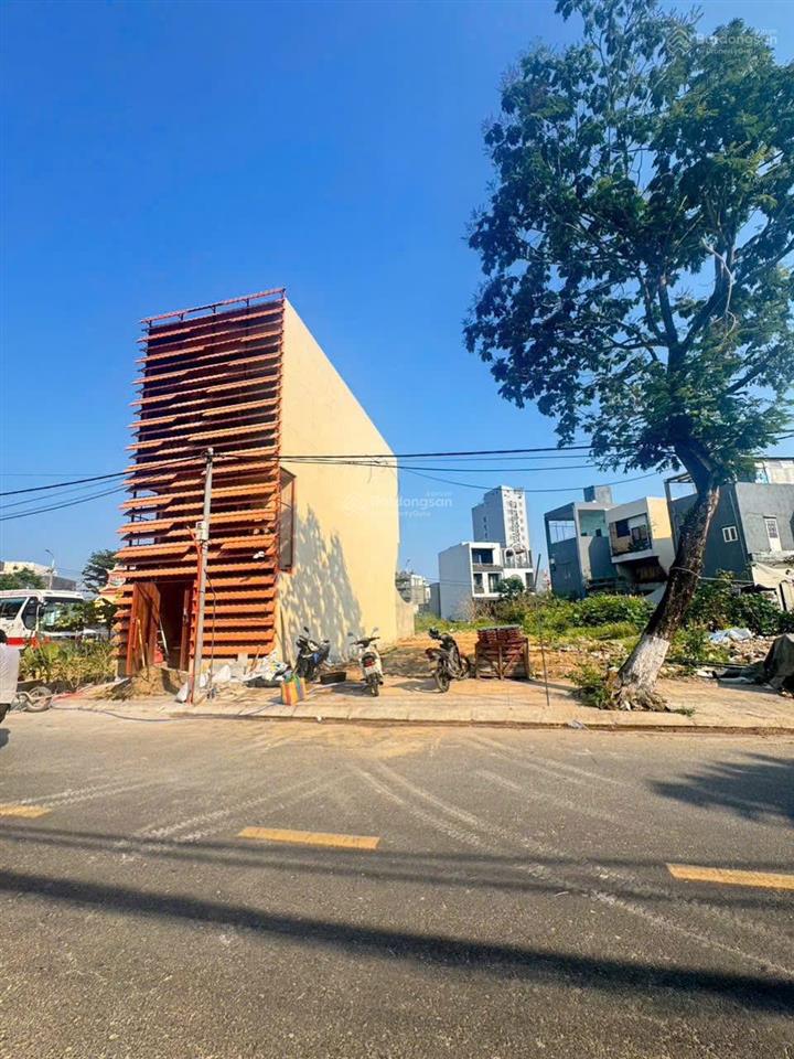 Bán đất phan bá phiến, cách biển mân thái 70m, giá tốt chưa qua đầu tư, 90m2 ngang 5m