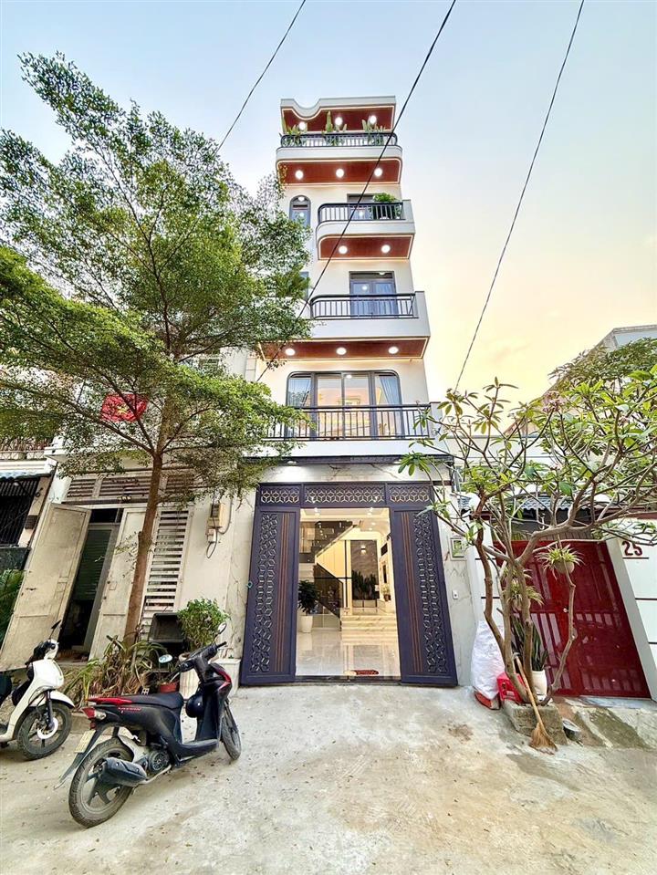 Bán nhà 1 lửng 3 lầu mới xây đẹp hẻm xe hơi ngay cao đẳng điện lực