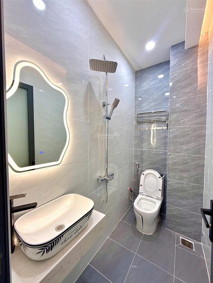 Bán nhà 1 lửng 3 lầu mới xây đẹp hẻm xe hơi ngay cao đẳng điện lực