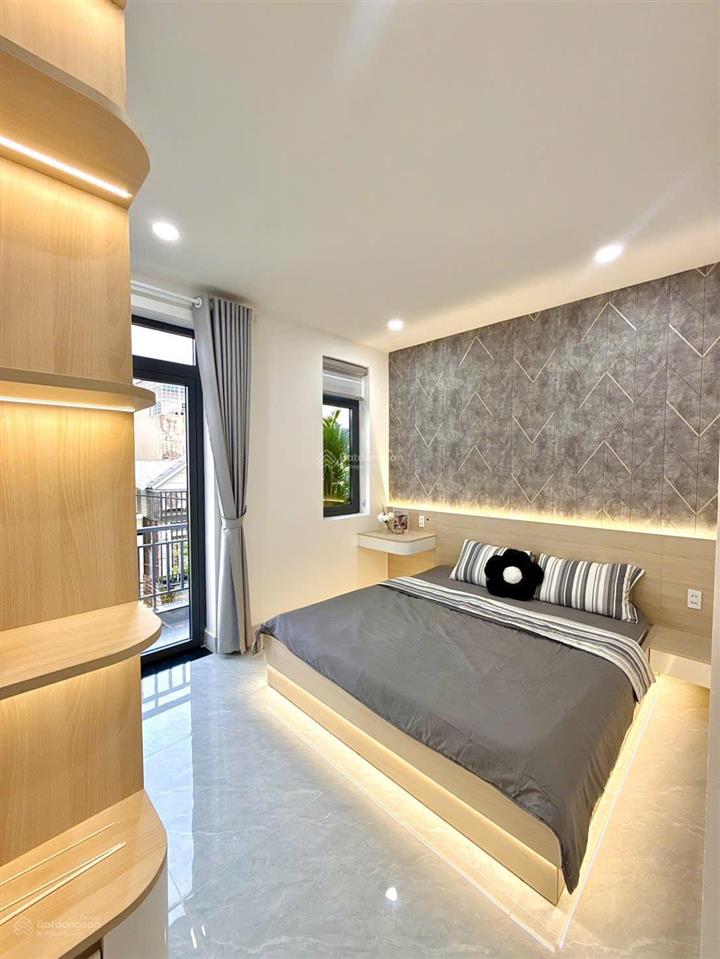 Bán nhà 1 lửng 3 lầu mới xây đẹp hẻm xe hơi ngay cao đẳng điện lực