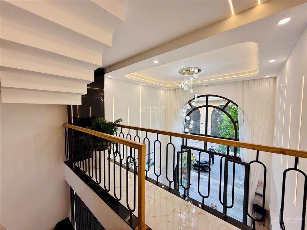 Nhà zenta home thạnh lộc 16  chợ cầu đồng 1 trệt 1 lửng  3 lầu, đường 12m khu biệt thự khép kín