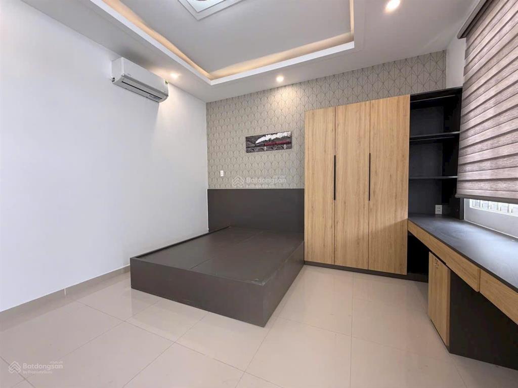 Nhà mới 1 trệt 2 lầu đường ô tô 7m sát mặt tiền (4,5x17) công nhận 56m2 thổ cư giá chỉ 5ty2