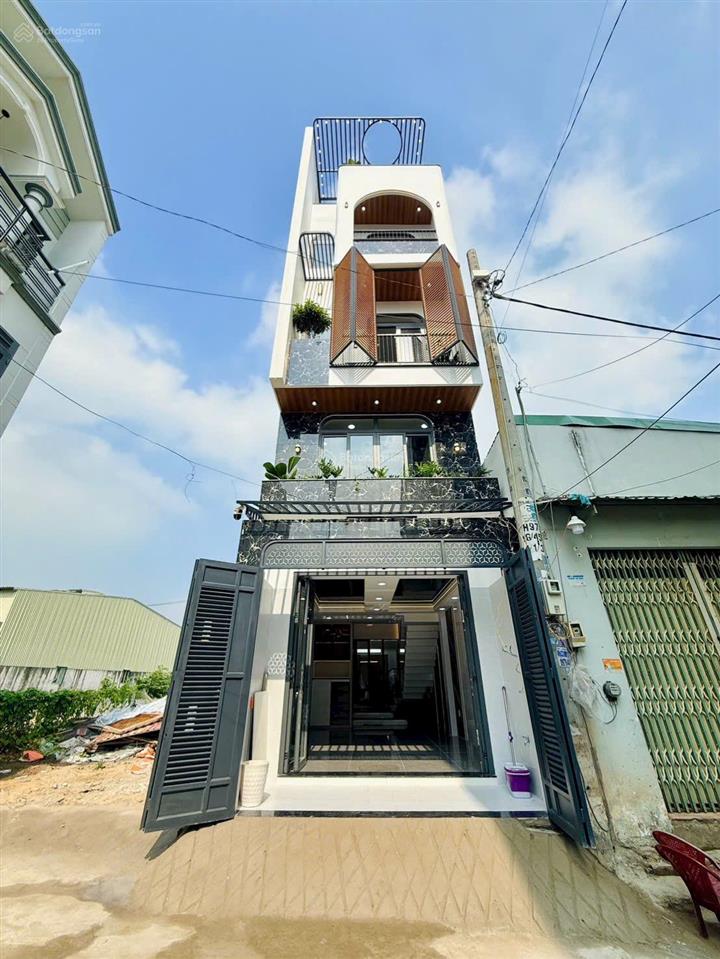 Bán nhà 1 trệt, 1 lửng 2 lầu, 1 tum, 4pn có garage, phòng thờ ngay gần cv nước phương đông chỉ 6 tỷ