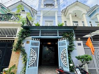 Bán nhà ngay gần chợ thạnh xuân hẻm xe hơi 1 trệt 2 lầu 3pn sân để xe hơi chỉ nhỉnh 4 tỷ