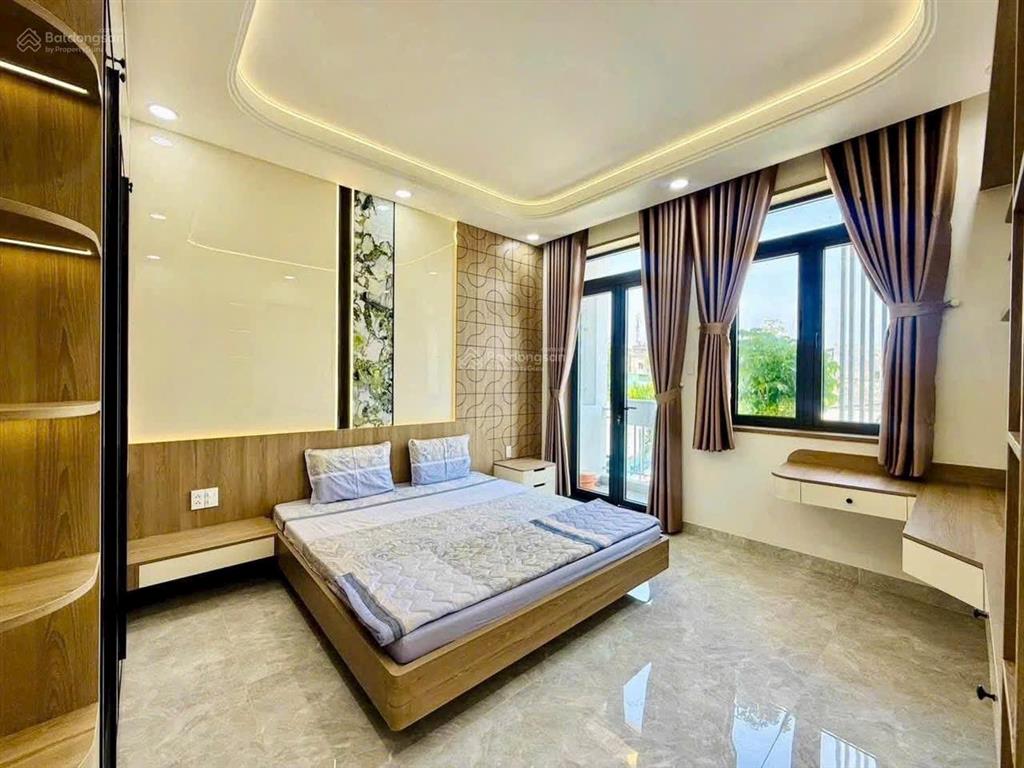 Bán nhà 1 trệt 2 lầu (4mx18m) 3 pn, gần chợ đường xe hơi 7m chỉ 5,2 tỷ