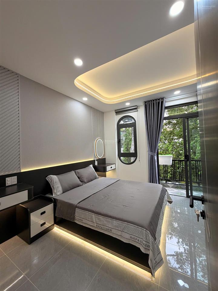 Bán nhà phố trung mỹ tây 4,2*13 đúc 1 lửng, 3 lầu 4pn, phòng thờ, phòng giặt, sân thượng