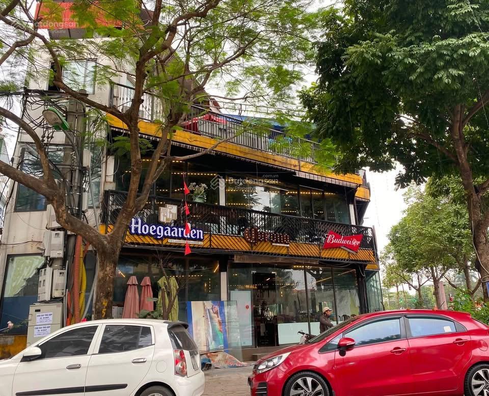 Cho thuê 200m2 x 2 tầng, nhà ống sàn thông tại xuân la cực đẹp phù hợp mọi mô hình