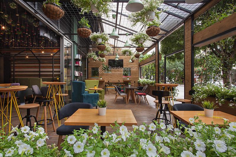 Cho thuê biệt thự khu vực văn quán mặt tiền 20 biệt thự sân vườn đất 220m2 xây dựng 150m2 x 4 tầng