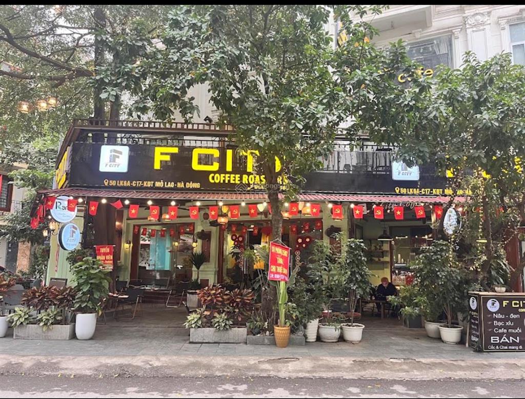 Vị trí sân vườn tại khu trần đại nghĩa cực đẹp sở hữu diện tích 250m2  lô góc  cafe đẹp keng