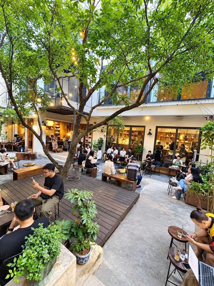 Cho thuê biệt thự sân vườn tại linh đàm cực đẹp mọi mô hình  như cafe  trung tâm dạy học