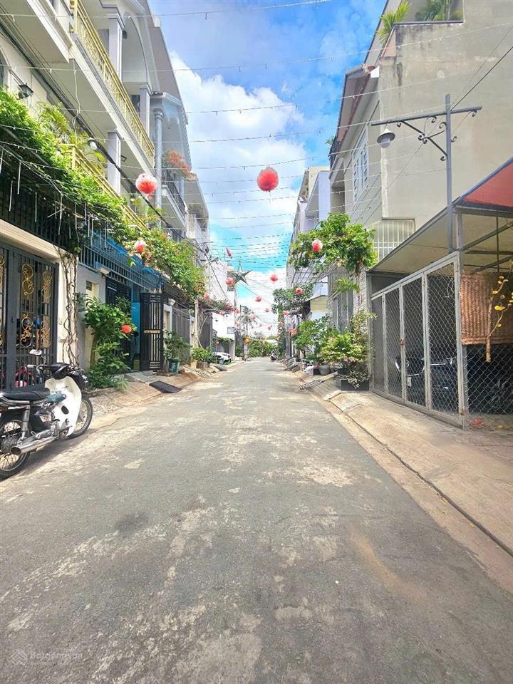 Bán đất tại quốc lộ 13, giá ưu đãi 4,5 tỷ, diện tích 60m2, hiệp bình phước, tp thủ đức