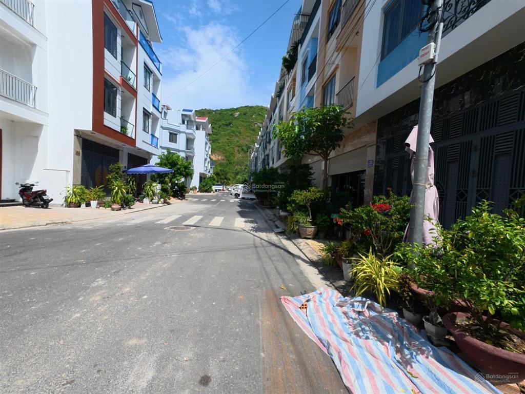 Bán lô đất đẹp khu acc vĩnh hoà  bắc nha trang (bđs độc quyền e. sea land)